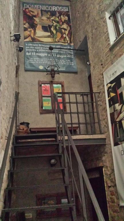 La Torretta - Cerreto Grue Panzió Sarezzano Kültér fotó